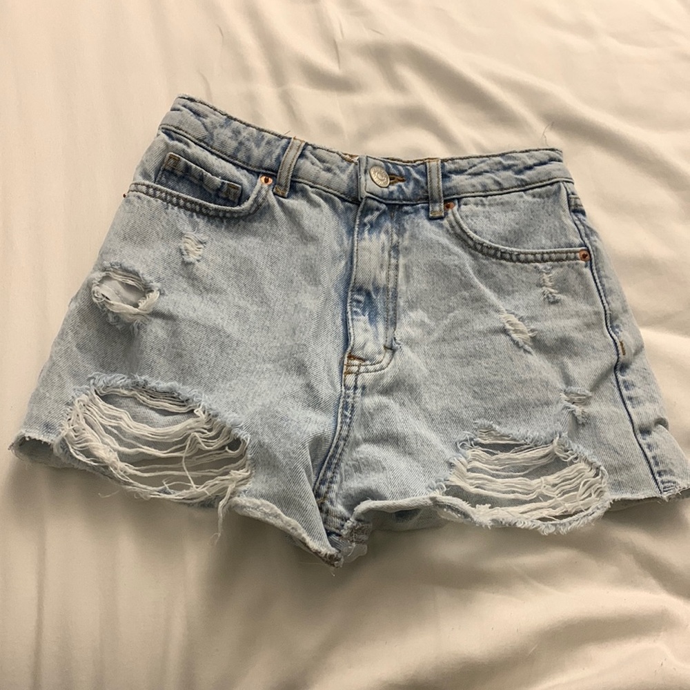 Barely worn Zara jean shorts